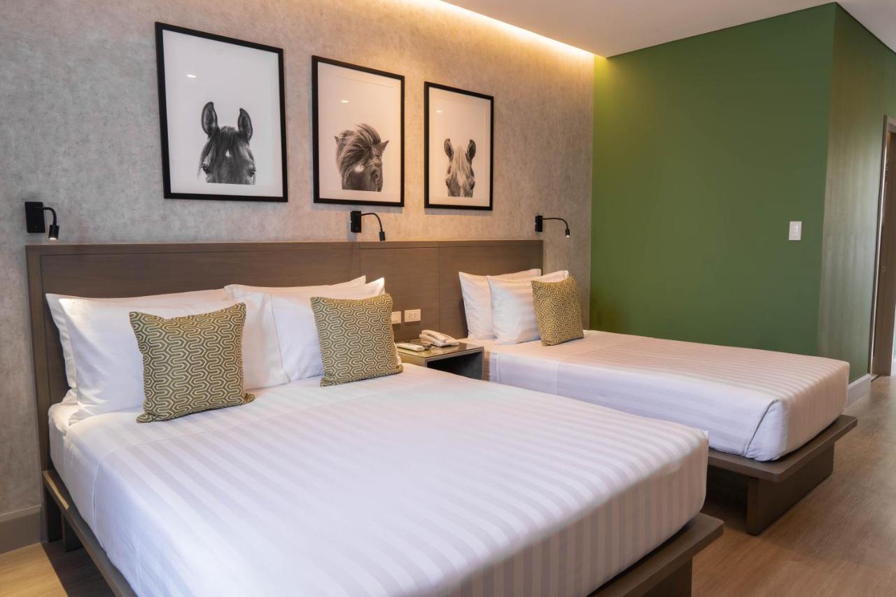 Primeway Suites Cebu Zewnętrze zdjęcie